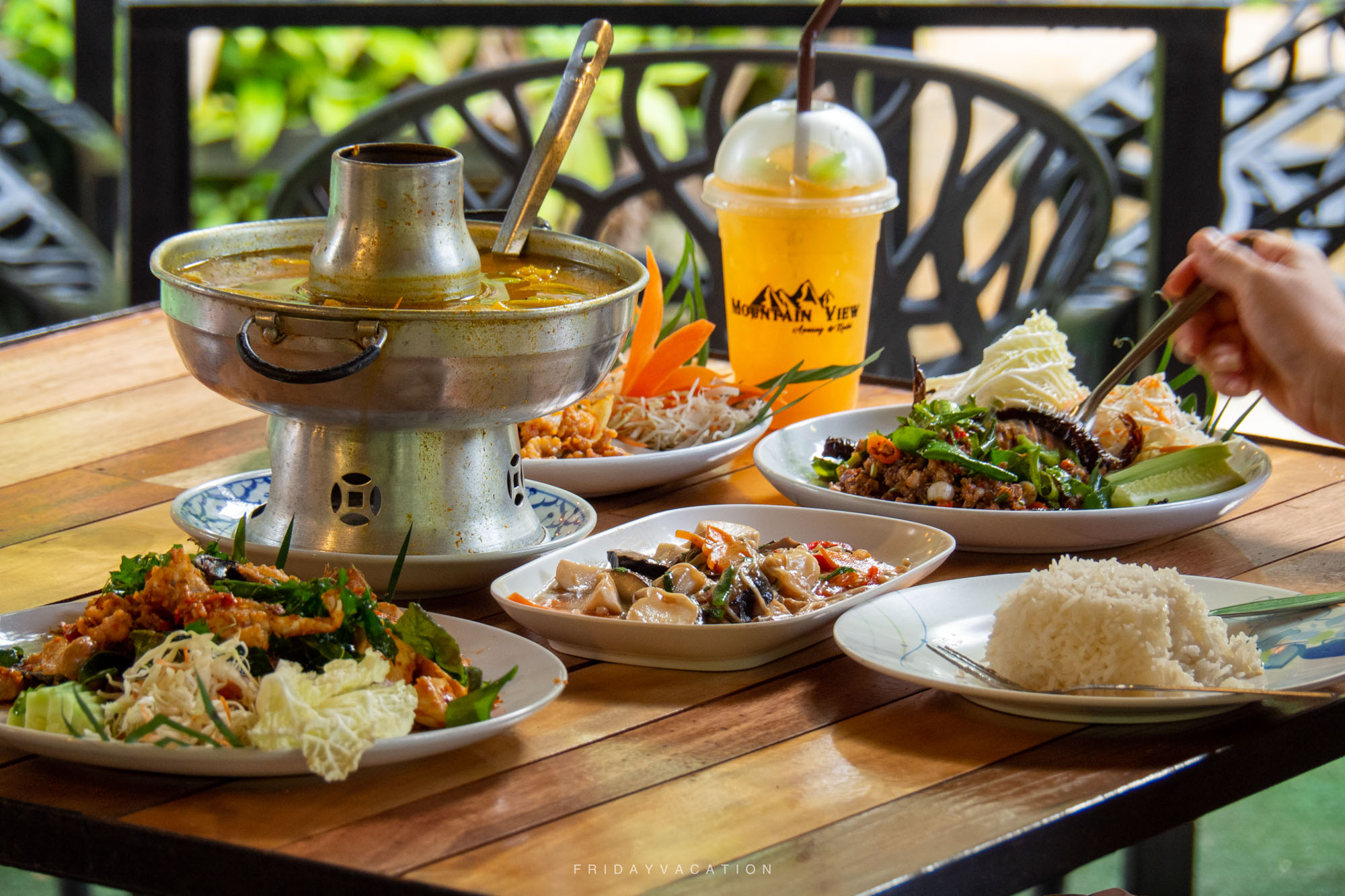 Mountain View Restaurant Ao Nang, Krabi คาเฟ่และร้านอาหาร กลางหุบเขา กระบี่ ถ่ายรูปฟินๆ กินซีฟู้ดสดๆ