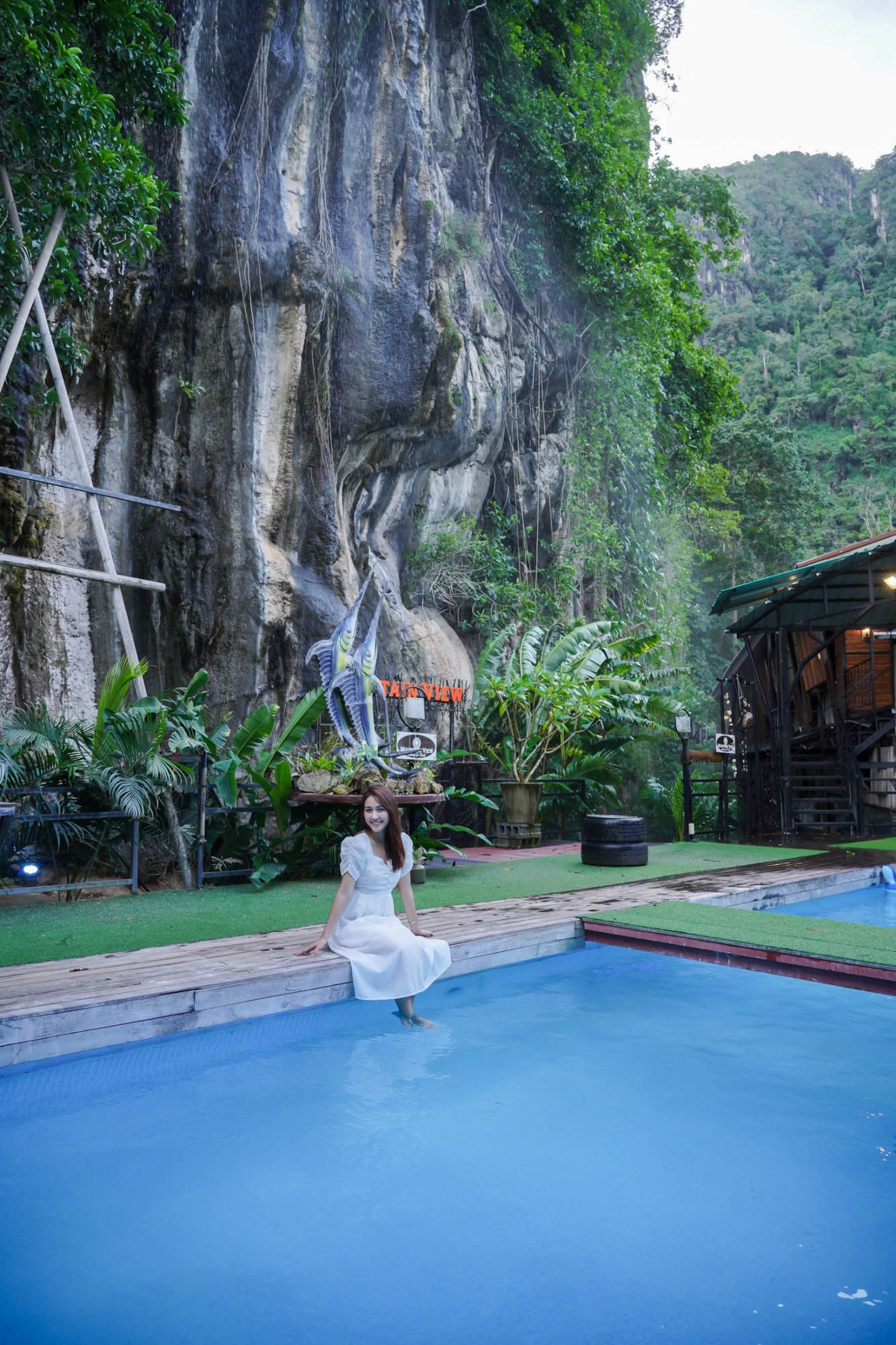 Mountain View Restaurant Ao Nang, Krabi คาเฟ่และร้านอาหาร กลางหุบเขา กระบี่ ถ่ายรูปฟินๆ กินซีฟู้ดสดๆ