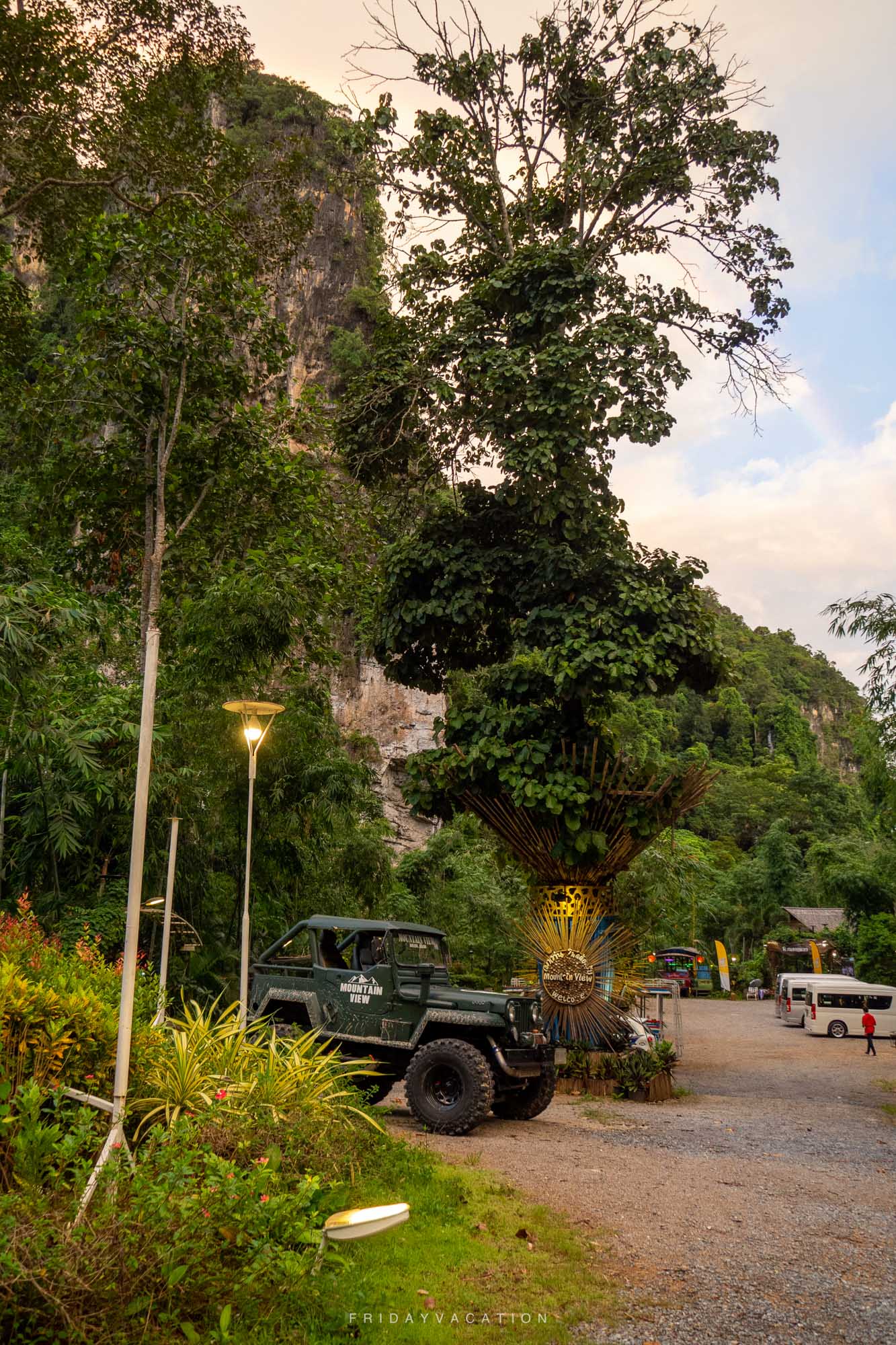 Mountain View Restaurant Ao Nang, Krabi คาเฟ่และร้านอาหาร กลางหุบเขา กระบี่ ถ่ายรูปฟินๆ กินซีฟู้ดสดๆ