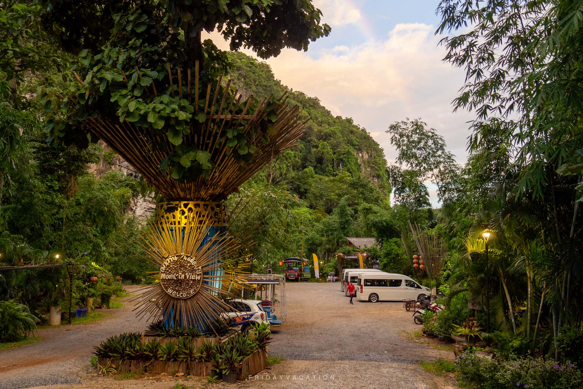 Mountain View Restaurant Ao Nang, Krabi คาเฟ่และร้านอาหาร กลางหุบเขา กระบี่ ถ่ายรูปฟินๆ กินซีฟู้ดสดๆ